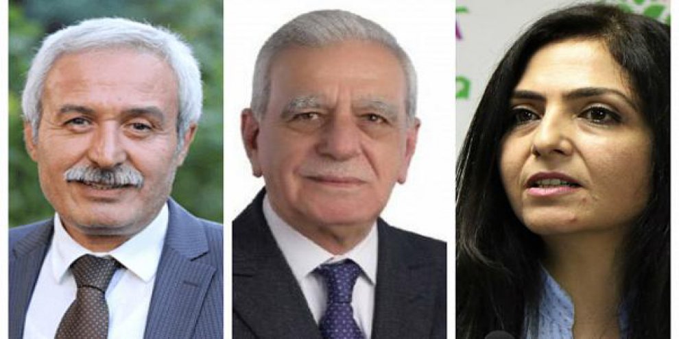 HDP'li belediye başkanlarına terör operasyonu
