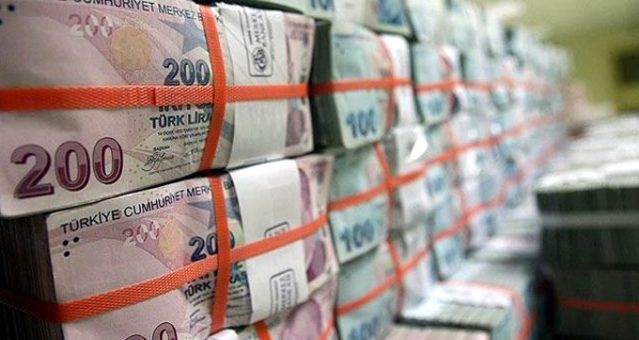 Süper Loto'da büyük ikramiyenin sahibi parasını aldı