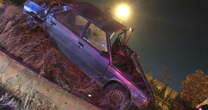 Polisten kaçan araç devrildi, 2 kişi ağır yaralandı