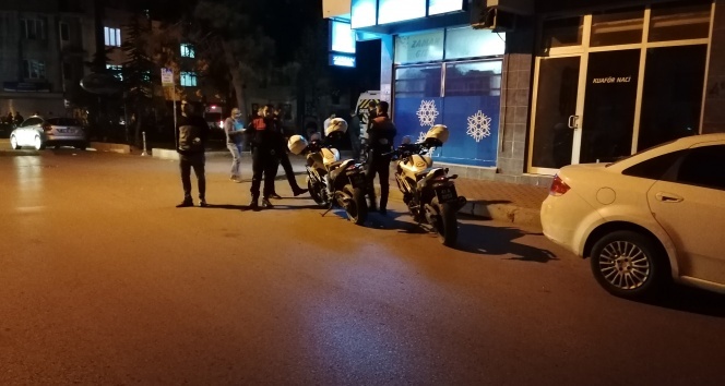 Sokak ortasında abi kardeşe silahlı saldırı: 1 ölü, 1 yaralı