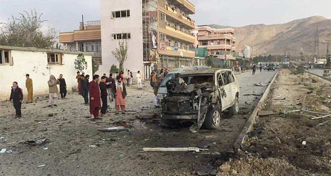 Afganistan'da bomba yüklü araçla saldırı: 7 ölü
