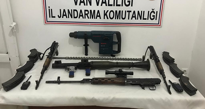 Van'da 18 kilogram TNT ve mühimmat ele geçirildi