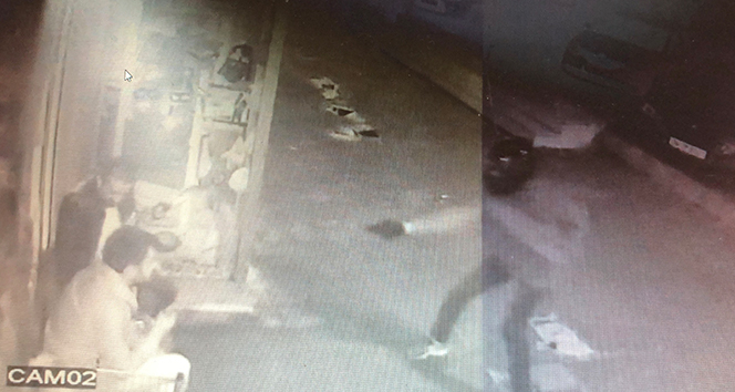 Büyükçekmece'de kasklı saldırgan dehşet saçtı