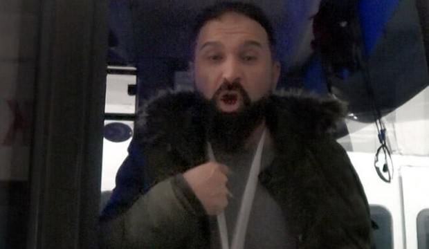 5 Yunan polisi 2 saat boyunca dövdü