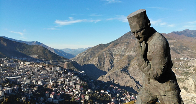 Türkiye'nin en büyük Atatürk heykeli müze oluyor