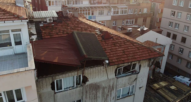 Şişli'de 6 katlı binanın çatı katında çökme: 3 yaralı