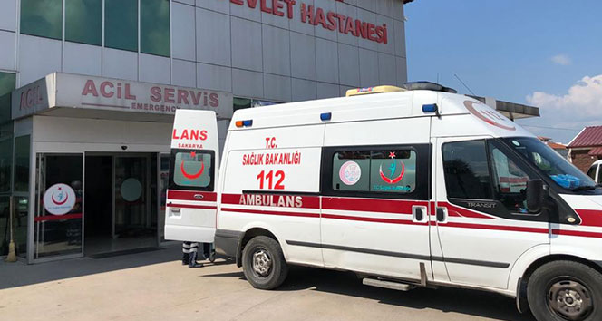 Serum çıkarılmadı diye hemşirelere saldırmak istedi