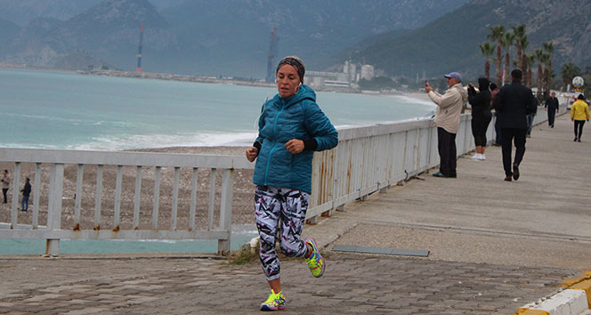 Sabah yapılan sporun faydadan çok zararı var