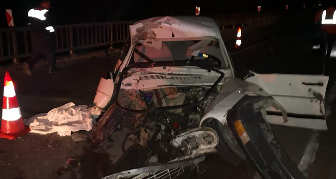 Boyabat'ta trafik kazası: 1 ölü, 1 yaralı