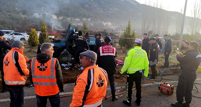 Muğla'da trafik kazası: 2 ölü, 1 yaralı