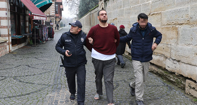 Cuma namazı öncesi Selimiye'de ilginç olay