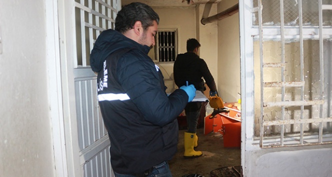 Toprak evde hareketsiz bulunan genç öldü