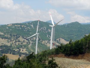 KAHRAMANMARAŞ'TA RÜZGAR ENERJİSİYLE ELEKTRİK ÜRETİMİ BAŞLIYOR