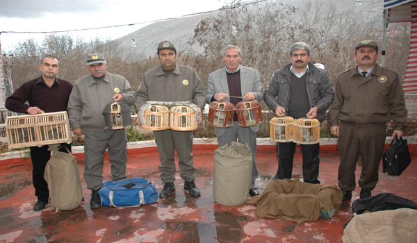 KAÇAK AVCILAR SUÇÜSTÜ YAKALANDI
