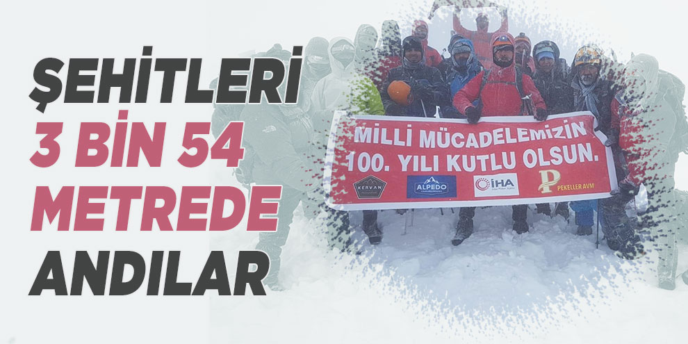 Şehitleri 3 bin 54 metrede andılar