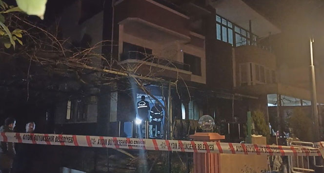 Evini benzin döküp ateşe vermiş