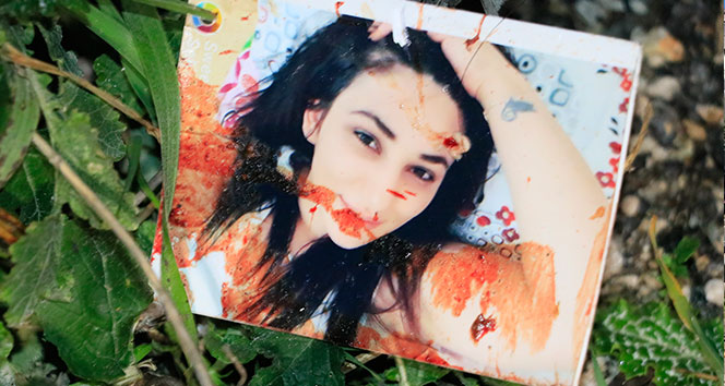 Adana'da karayolunda parçalanmış kadın cesedi bulundu