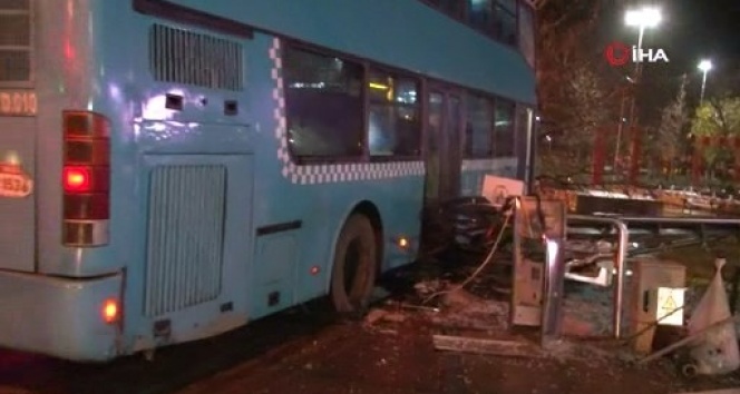 Kartal'da durağa dalan otobüs şoförüne ev hapsi