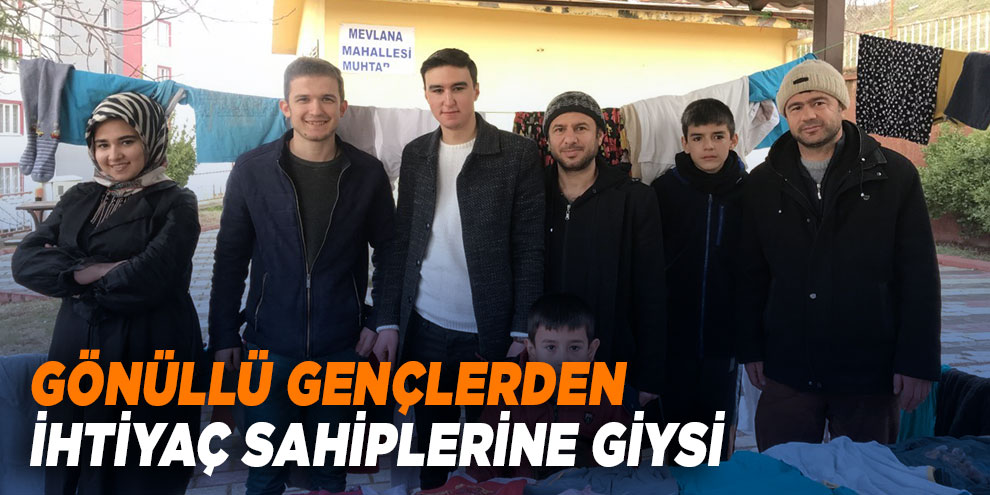 Gönüllü gençlerden ihtiyaç sahiplerine giysi
