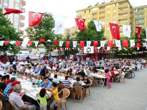 RAMAZAN İFTARLARI KAYNAŞTIRMAYA DEVAM EDİYOR