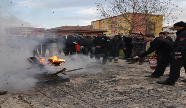 EMNİYET MÜDÜRLÜĞÜNDE YANGIN TATBİKATI