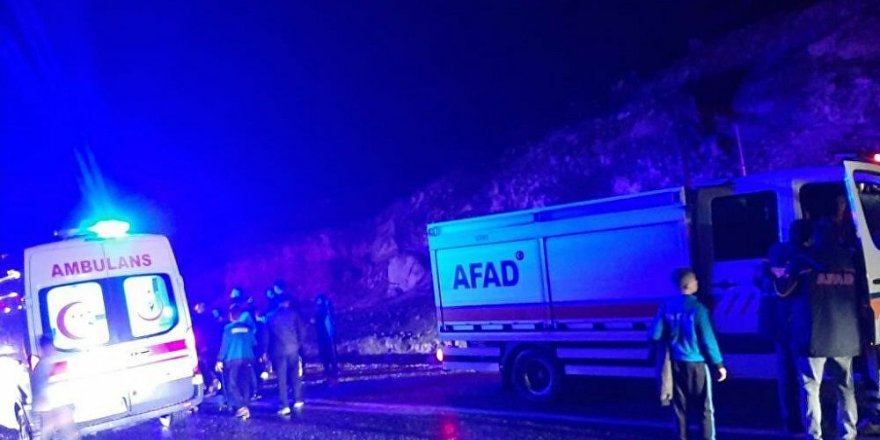 Doğa yürüyüşü yapmak için çıktıkları dağda kayboldular