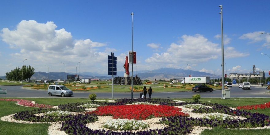 Kahramanmaraş’ta çiçek şöleni