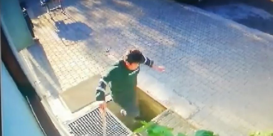 Kapağı açık kalan deponun içine düştü