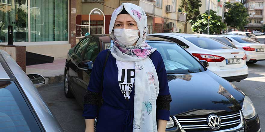 Görevine son verilen öğretmenden tepki!