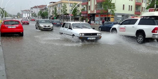 24 saatte Kahramanmaraş'a 37 kilogram yağış düştü