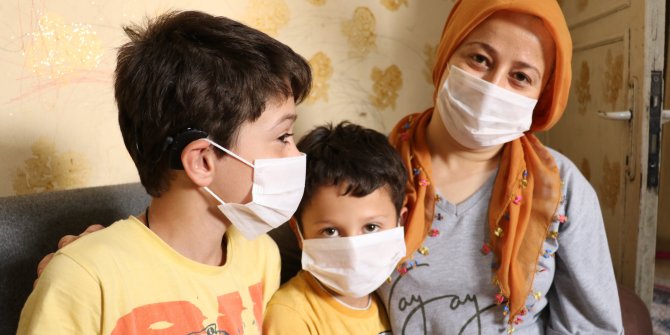 Mehmet 1 yıl sonra yeniden duymaya başladı