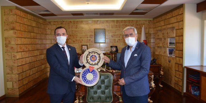 İl Göç İdaresi Müdürü Burak Yolcuoğlu KSÜ Rektörü Can’ı ziyaret etti