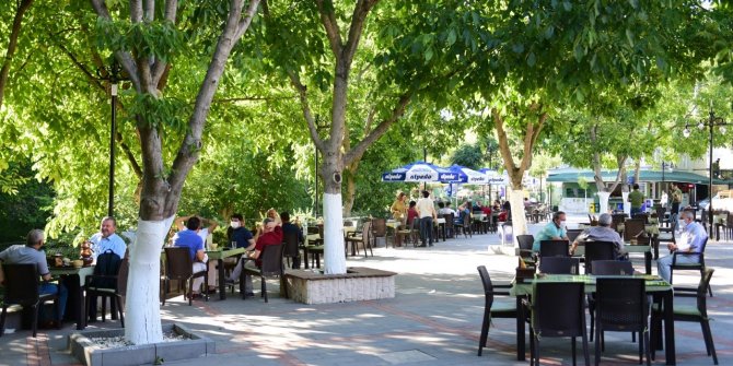 Dulkadiroğlu’nda doğa ile iç içe bir mekan Cevizli Bahçe