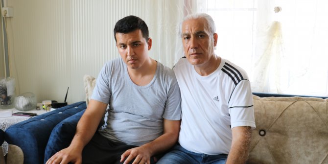 Yoldan geçme parası istedikleri engelli genci sopayla dövdüler