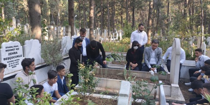 Kahramanmaraşlı Ülkücü Şehit Bleda Aybars Tekin, Mezarı Başında Anıldı