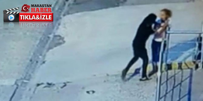 Kapkaççı kadının elindeki telefonu çaldı