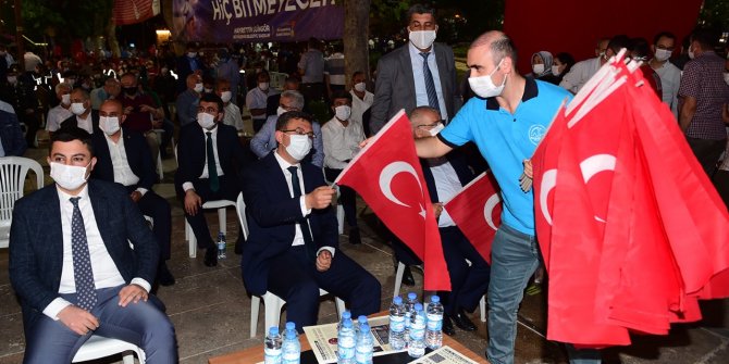 Dulkadiroğlu'ndan 15 Temmuz'da 15 bin Türk Bayrağı