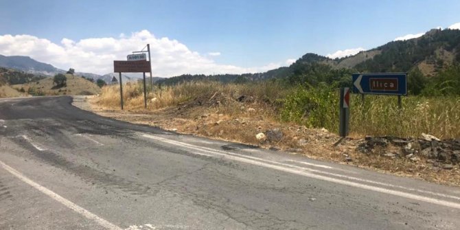 Ilıca Yolunda Yama Çalışması Yapılıyor