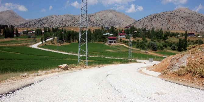 Soğukpınar Grup Yoluna sathi kaplama