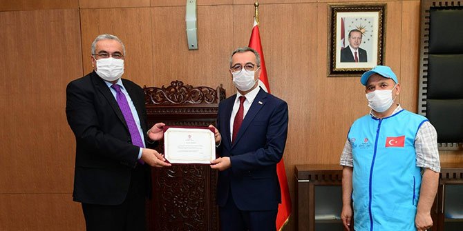 Başkan Güngör’den “Türkiye Diyanet Vakfı’na kurban bağışı”