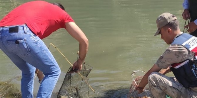 Kahramanmaraş'ta kaçak balık avcılarına 7 bin lira ceza