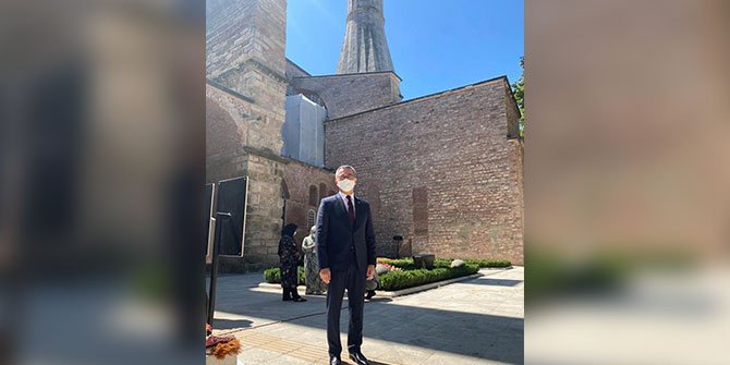 Başkan Güngör Tarihe Tanıklık Ediyor