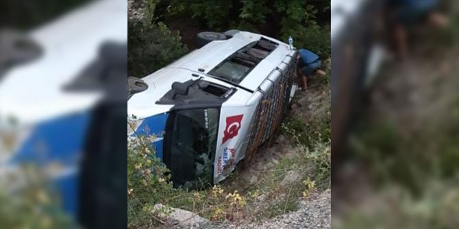 Kahramanmaraş'taki feci kazada yolcu minibüsü devrildi
