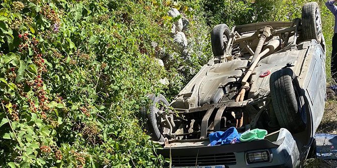Kahramanmaraş Hacınınoğlu'nda araç takla attı