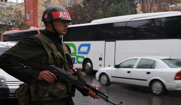 ATO ASKERLERİNE ORDU EVİNDE ÖĞLE YEMEĞİ