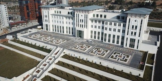 Onikişubat Belediyesi Üniversite Öğrencilerini Yalnız Bırakmadı