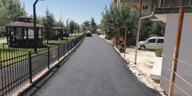 Aliya İzzetbegoviç çevresine sıcak asfalt çalışmaları tamamlandı