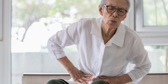 Şiddetli karın ağrısının nedeni bu hastalık olabilir