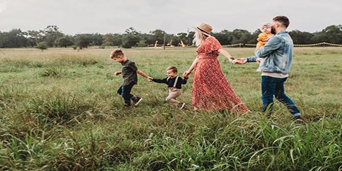 Mutlu çocuk mutlu birey oluyor