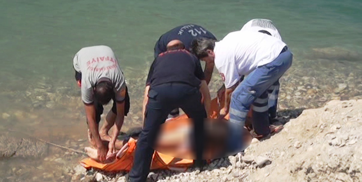 SERİNLEMEK İÇİN GİRDİĞİ SU KANALINDA BOĞULDU